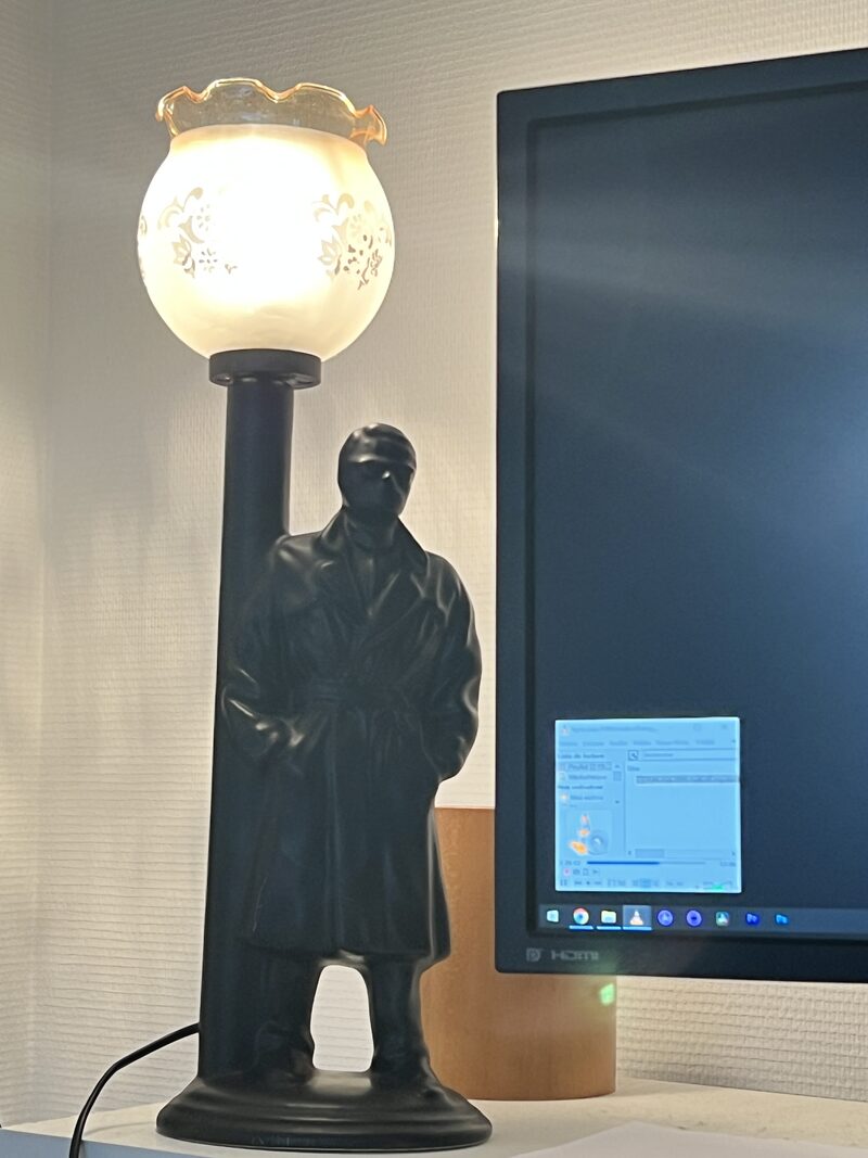 la lumi&egrave;re vient parfois d'ailleurs